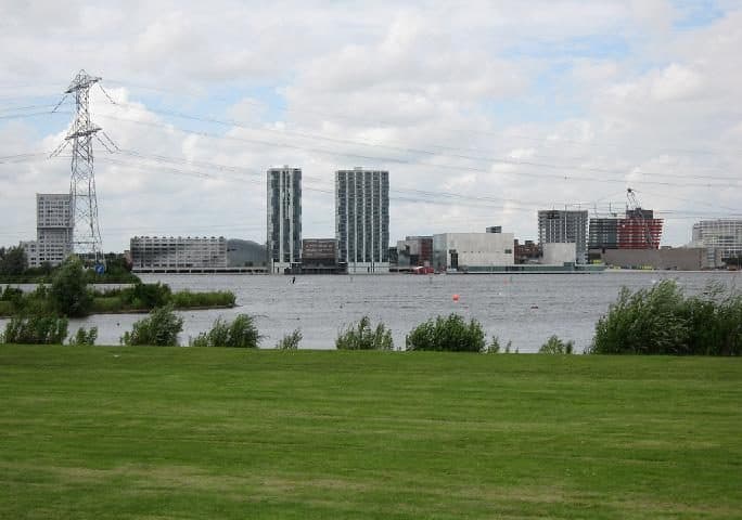 Almere stadsaanzicht, installateurs vergelijken